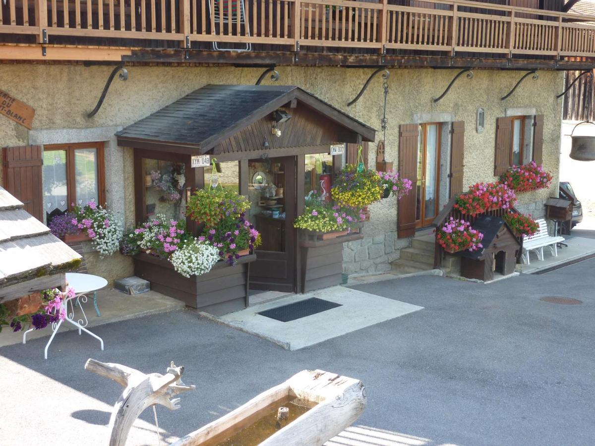 La Ferme Du Mont-Blanc Bed & Breakfast Combloux Luaran gambar